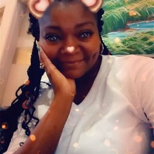 Meet your Posher, Ebony